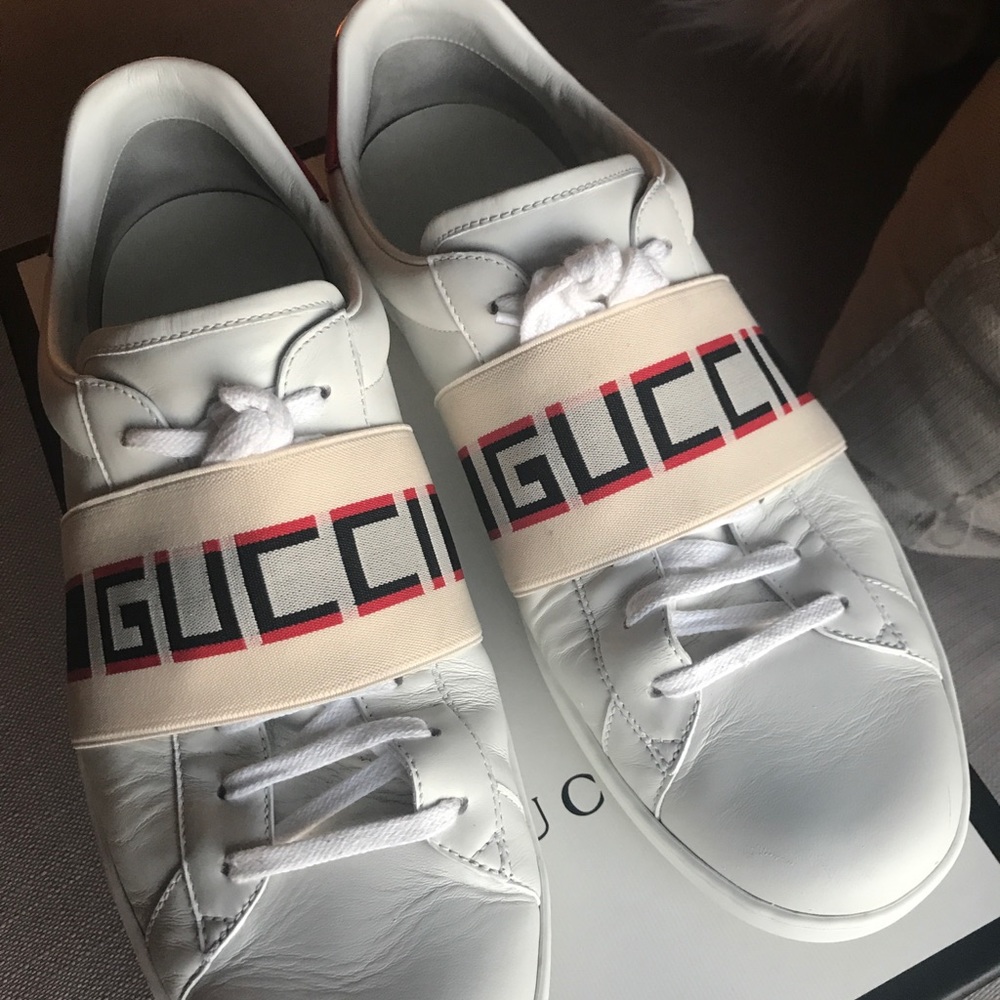 Gucci stripe leather sneakers